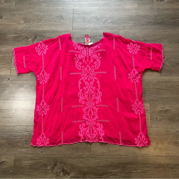 Johnny Was Hot Pink Demoran Tonal Embroidered Blouse Top Short Sleeve Size M - Picture 5 of 7